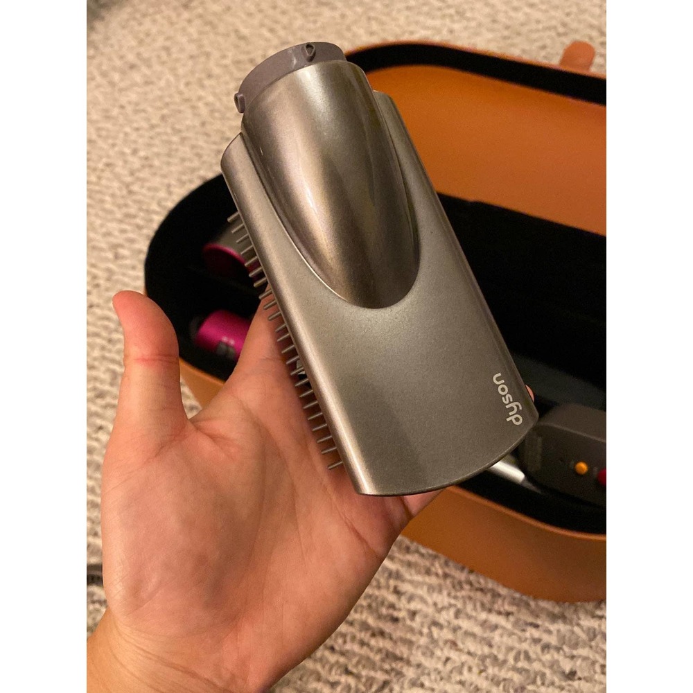 [Sold] Authentic Dyson Airwrap Complete Styler complete set - Picture 4 of 11
